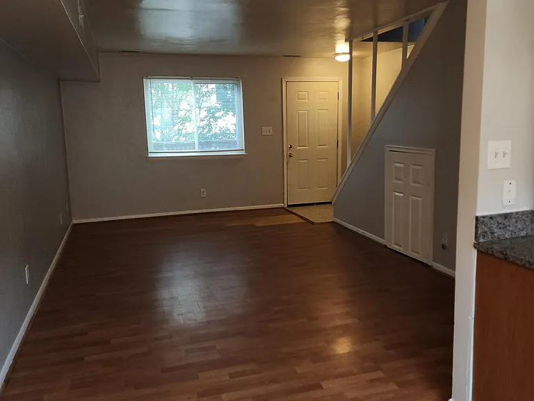 9636 Hansford Pl — Photo 12