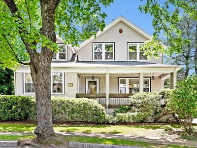 27 Central Ter, Newton, MA, 02466