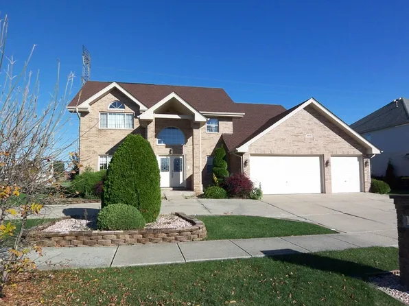 1924 Hope Ct, Lynwood, IL 60411