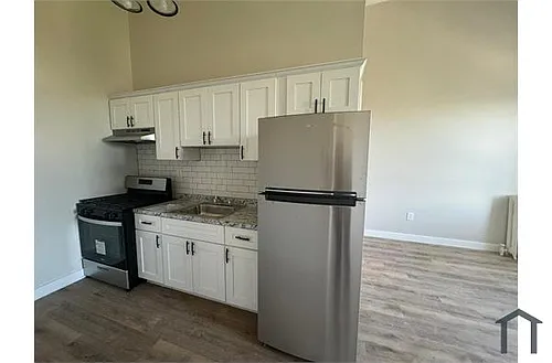 171 Ocean Ave #13 Photo 1