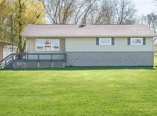 1413 S Poseyville Rd, Midland, MI 48640