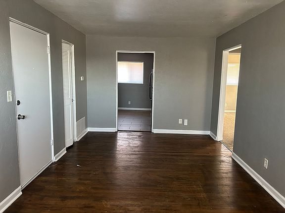 4th image of 1042 Forest Ct #13