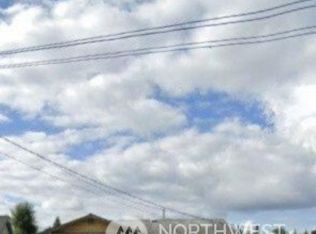 311 N Laventure Rd, Mount Vernon, WA 98273