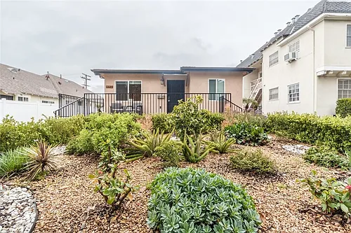 1443 E Broadway #A Photo 1