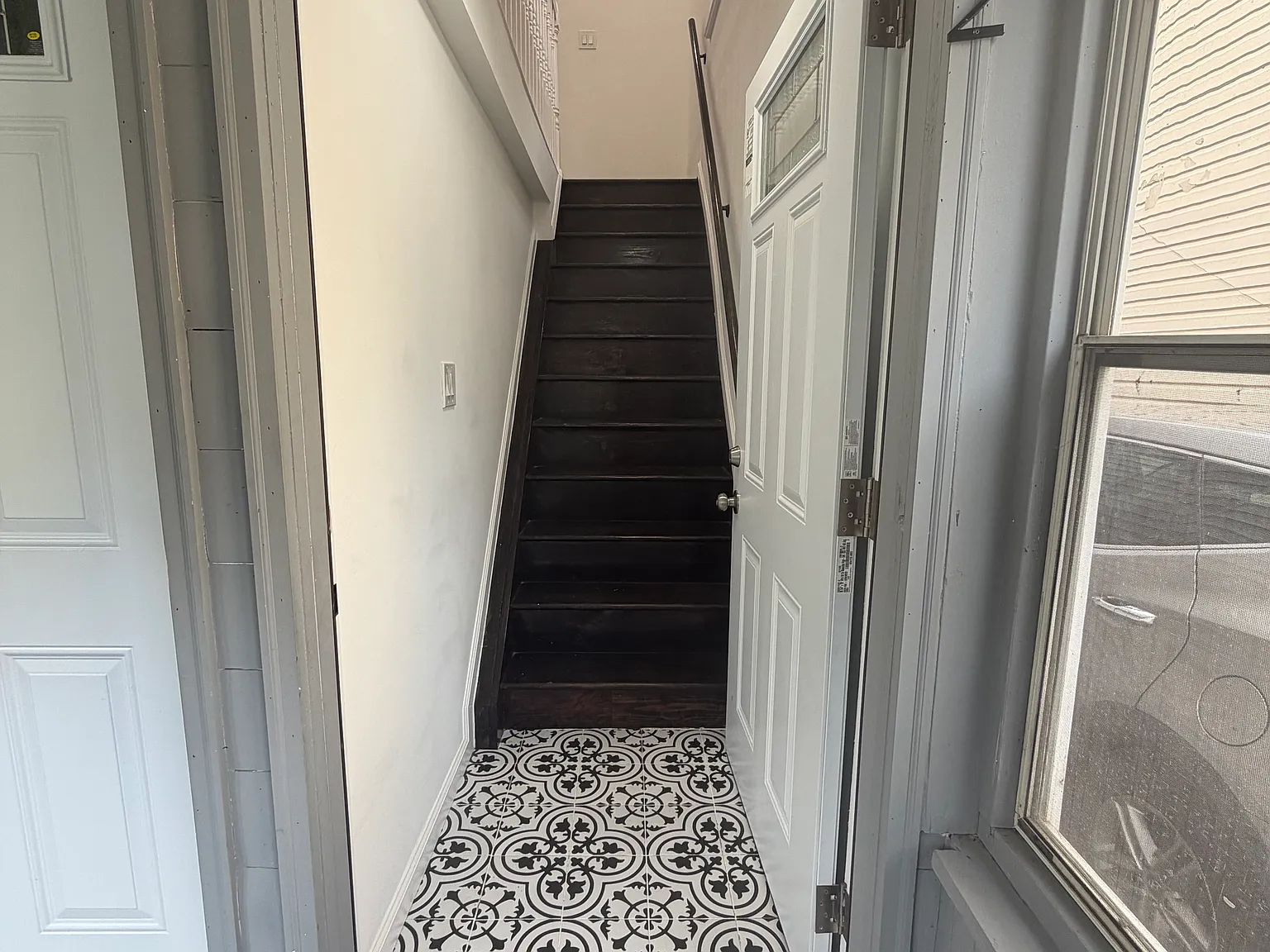2 bed, 639 sqft, $1,500 — Photo 2