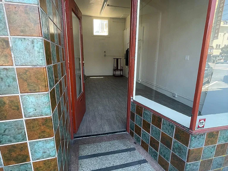 5345 Geary Blvd — Photo 3
