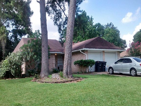 3rd image of 2606 Foliage Green Dr
