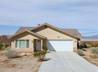 32434 Sapphire Rd, Lucerne Valley, CA 92356