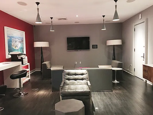 Rented by UDR | media 50