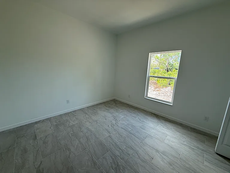847 Genoa Ave S — Photo 15