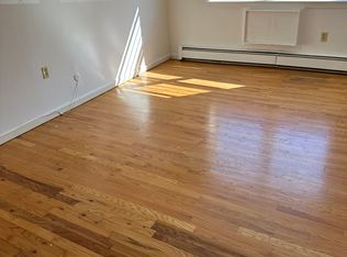 60 Maybrook Dr #60, Maywood, NJ 07607