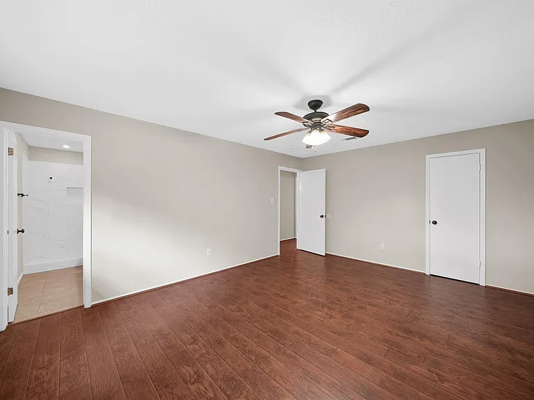 16306 Forest Bend Ave — Photo 8