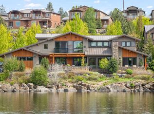 849 SW Theater Dr, Bend, OR 97702