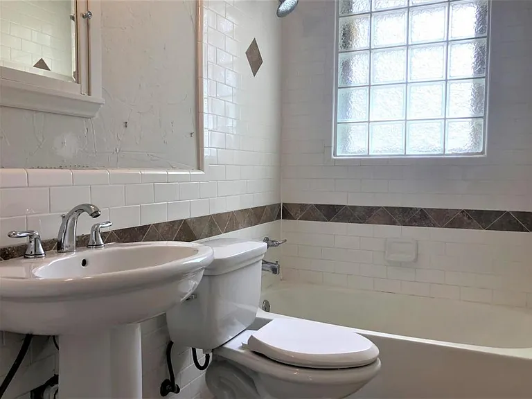 3219 Rogers Ave — Photo 10