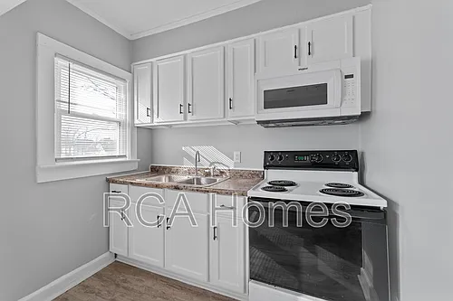 412 N Bradley Ave #3 Photo 1