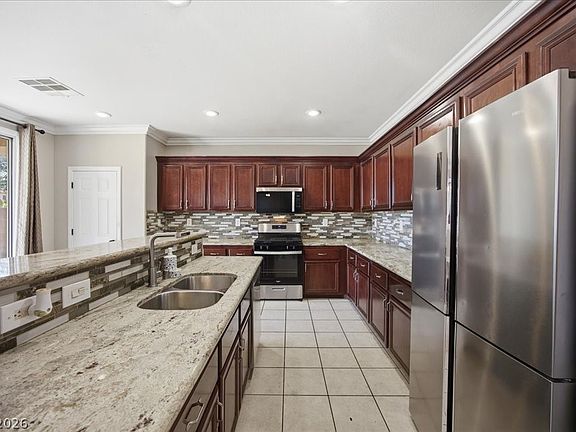 5th image of 6112 Silken Saddle St