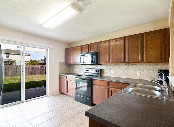 4th image of 125 Luna Vista Dr