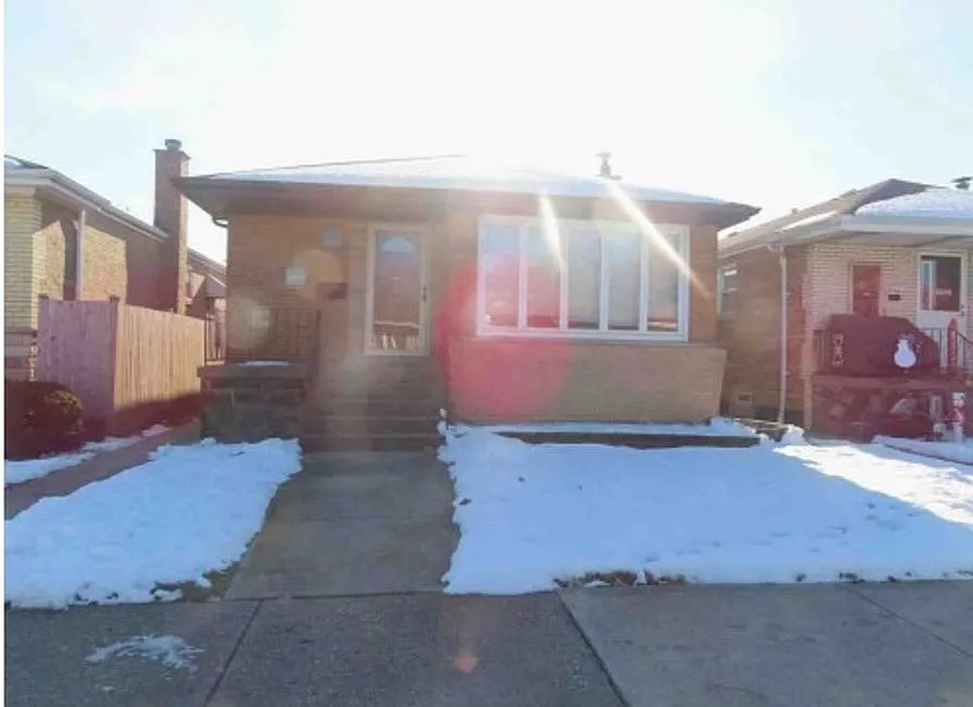 6019 W 59th St photo 1