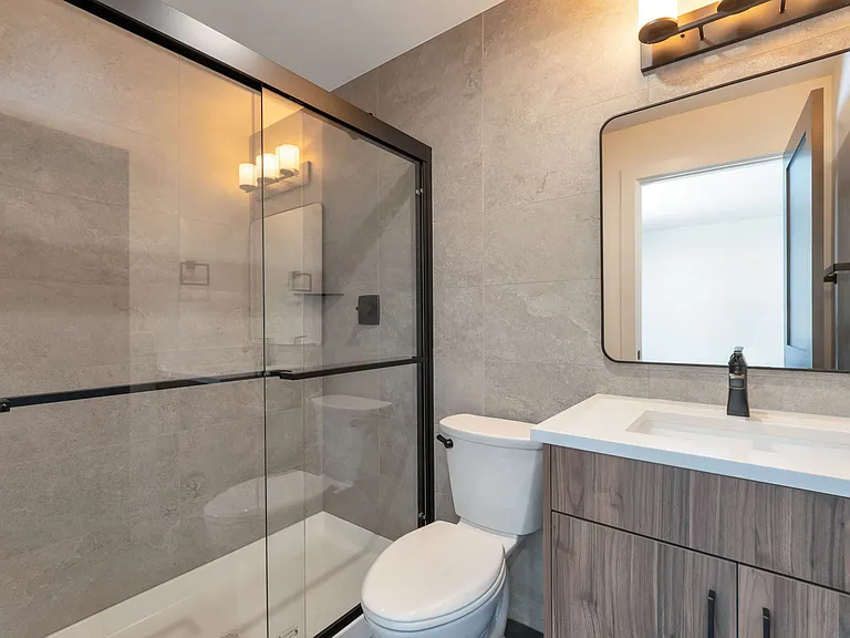 Owners Bathroom