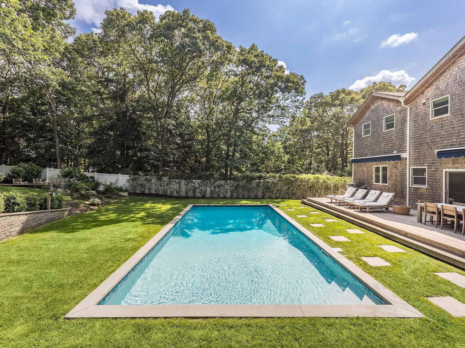 East Hampton Private Beach Access & Marina Rights — Photo 1