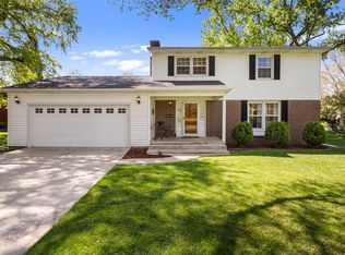 103 Lone Beech Rd, Monticello, IL 61856