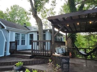 69 Lakeshore Dr, Wilmington, IL 60481