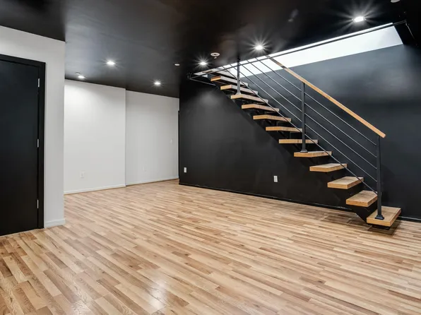 311 Hart Street image 7 of 11