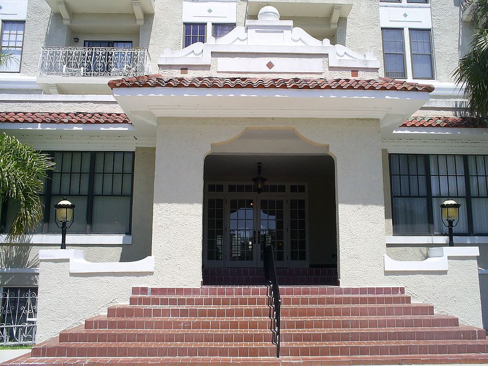 Front entrance 