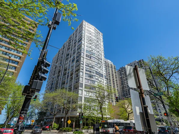 5757 N Sheridan Rd APT 19F, Chicago, IL 60660