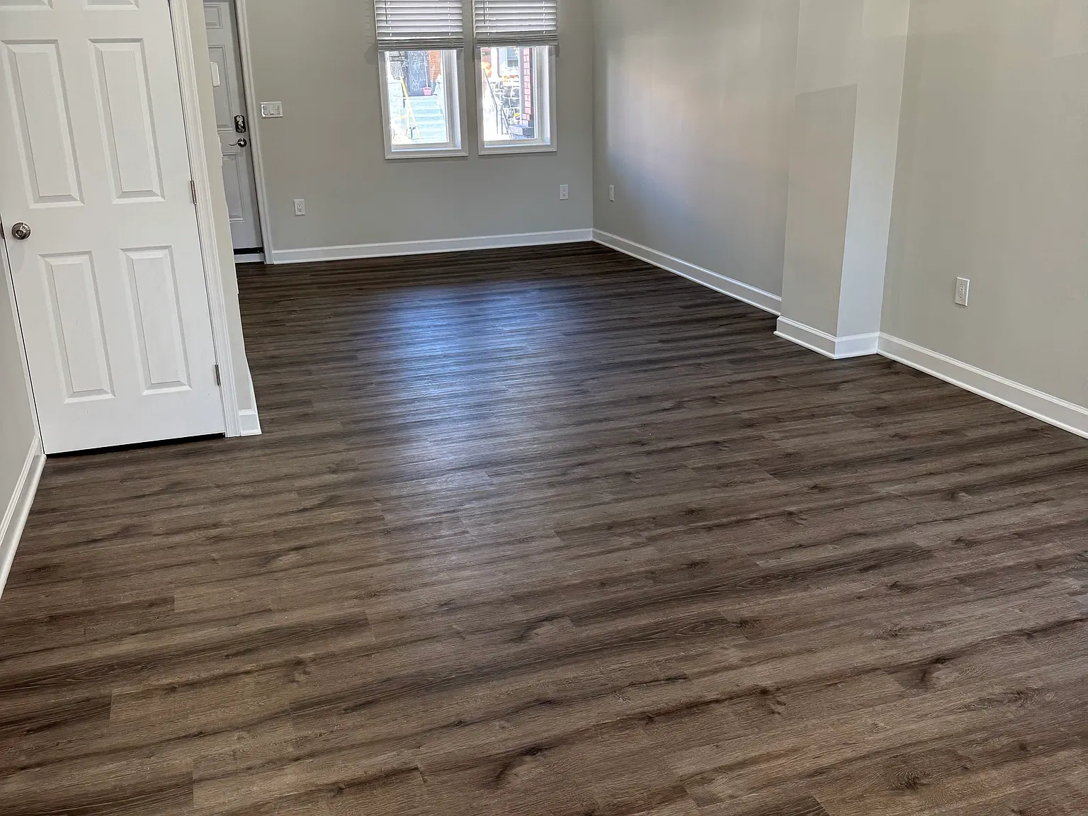 2 bed, 952 sqft, $1,550 — Photo 2