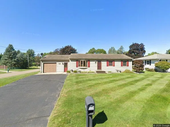 1495 Carter St, Kalamazoo, MI 49048