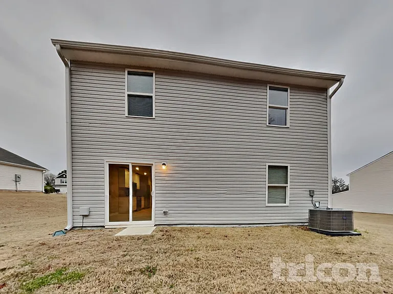 120 Ivy Bank Dr — Photo 16