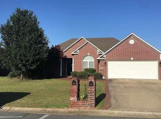 1360 Blustery Way, Conway, AR 72034