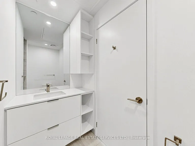 1 Fairview Rd E #3206 — Photo 23
