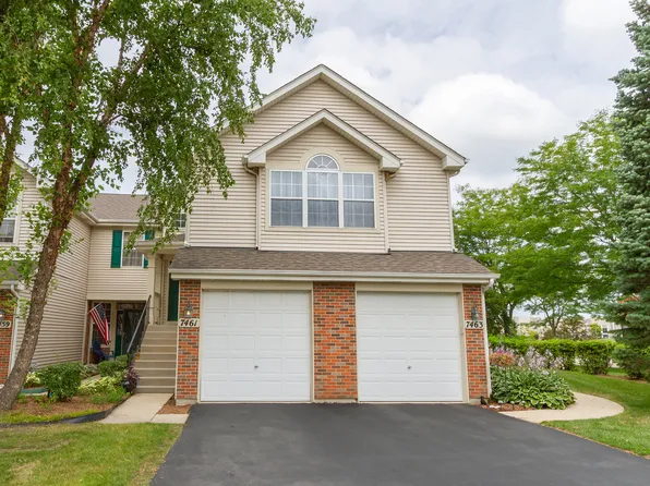 7461 Grandview Ct, Carpentersville, IL 60110