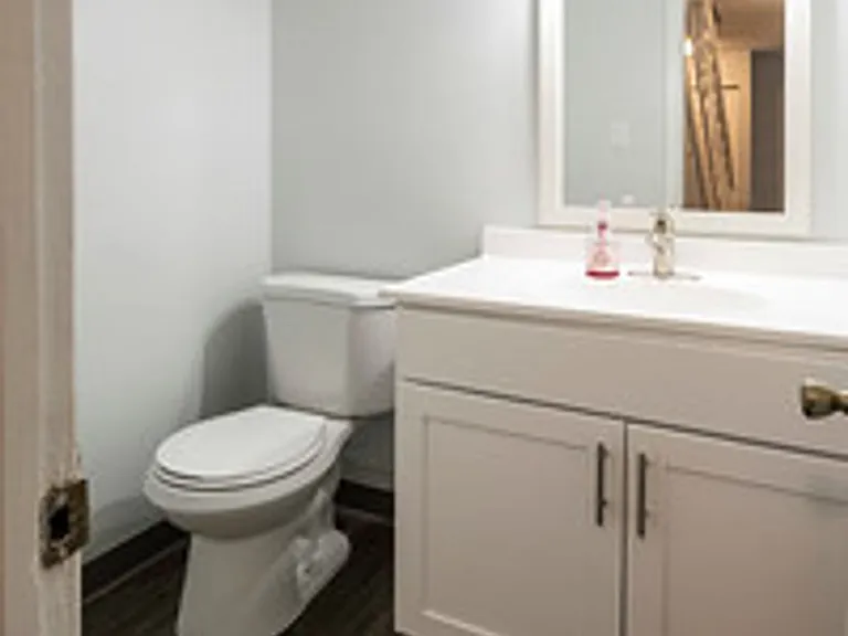 Timbercove Apartments and Townhomes — Photo 10