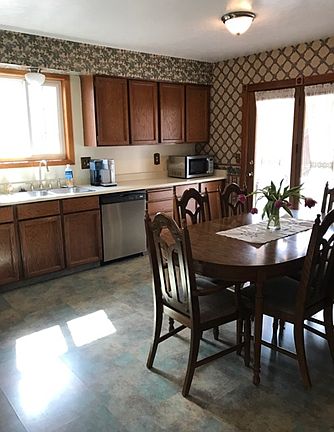 3rd image of 512 Independence Cir