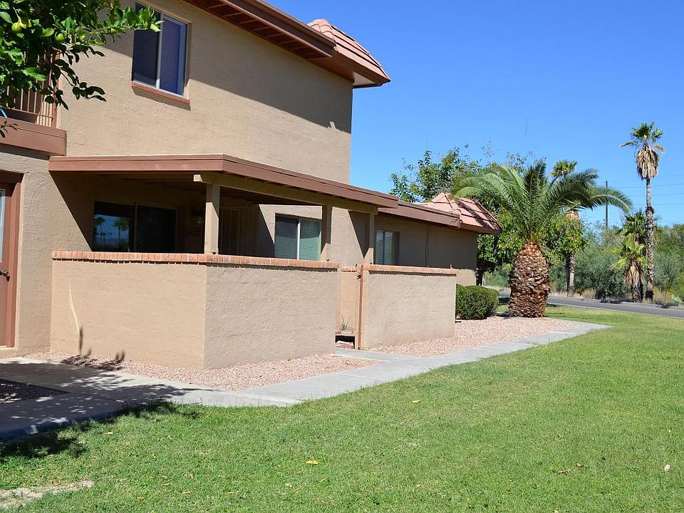 1st image of 14267 N Oakwood Ln