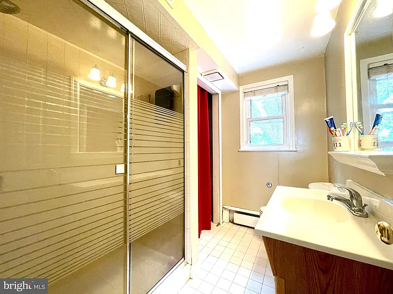 10315 Beaumont St — Photo 19