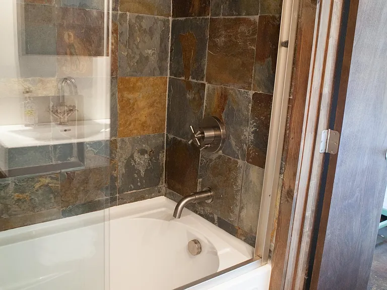 2124 Fairfax Ave #108 — Photo 13