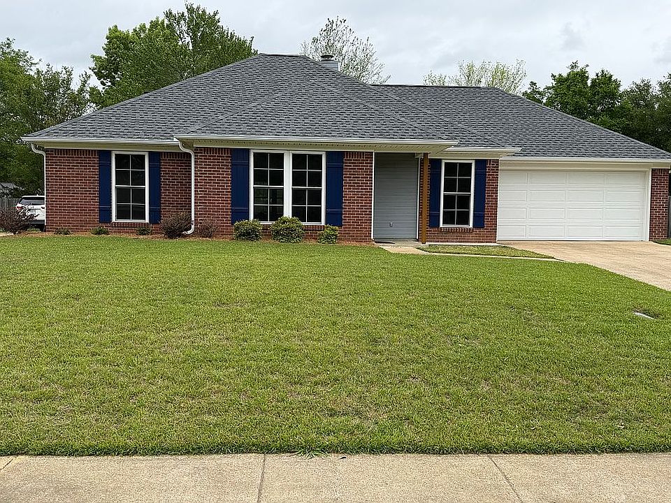 1st image of 131 Eastwood Dr