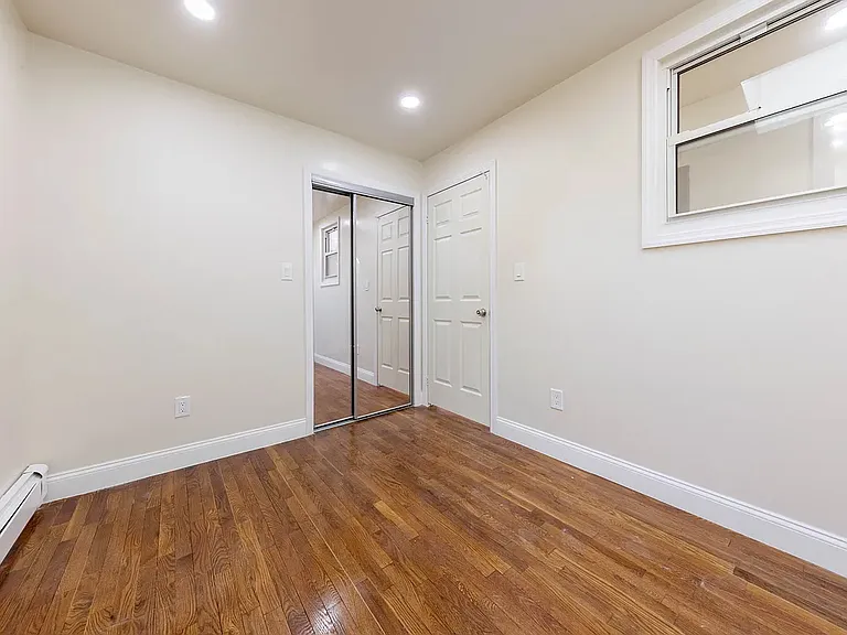 16 Roosevelt Pl #3 — Photo 10