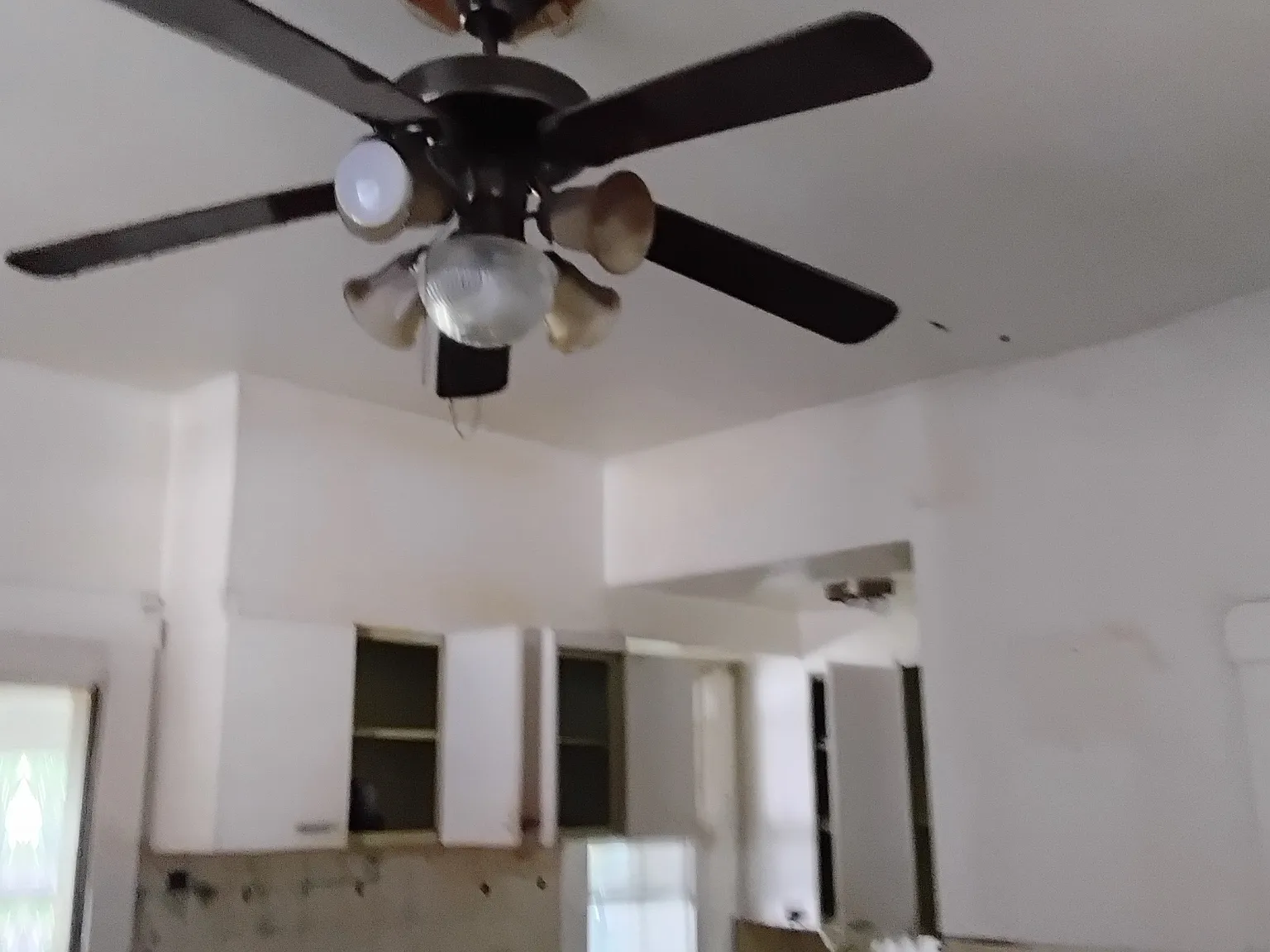 2 bed, 944 sqft, $720 — Photo 4