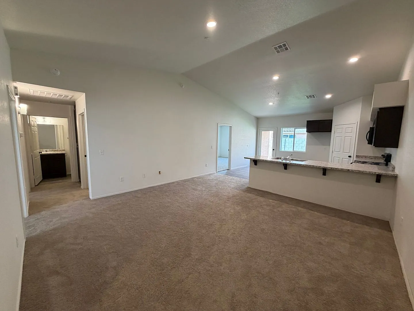 Brand New 3 Bedroom Home! — Photo 2