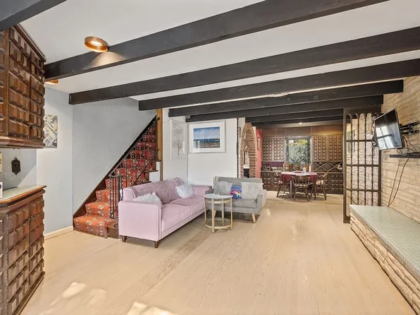 75-27 Furmanville Ave, Middle Village, NY 11379