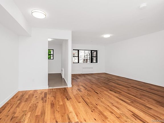 2nd image of 671 Bronx River Rd APT 4C
