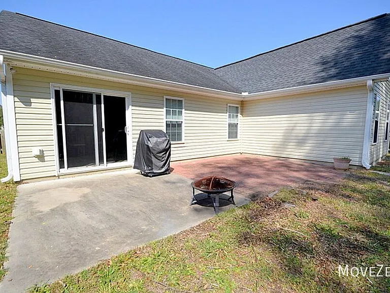 1718 Heatherstone Ln — Photo 10