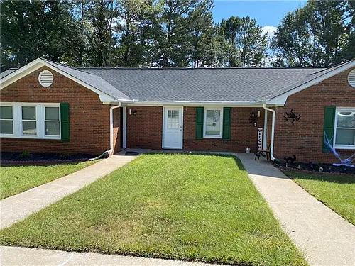 1916R Patterson Cir Photo 1