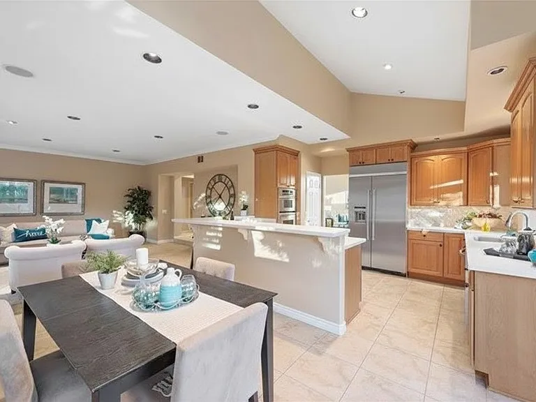14 Sand Oaks Rd — Photo 4