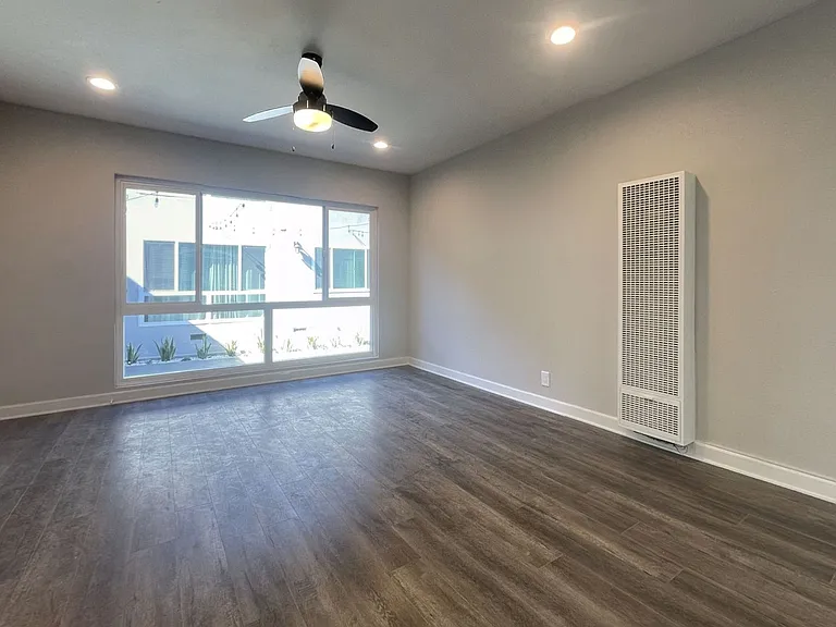 The Patio Apts...Newly Remodeled Gorgeous Apartments...CALL NOW! — Photo 9